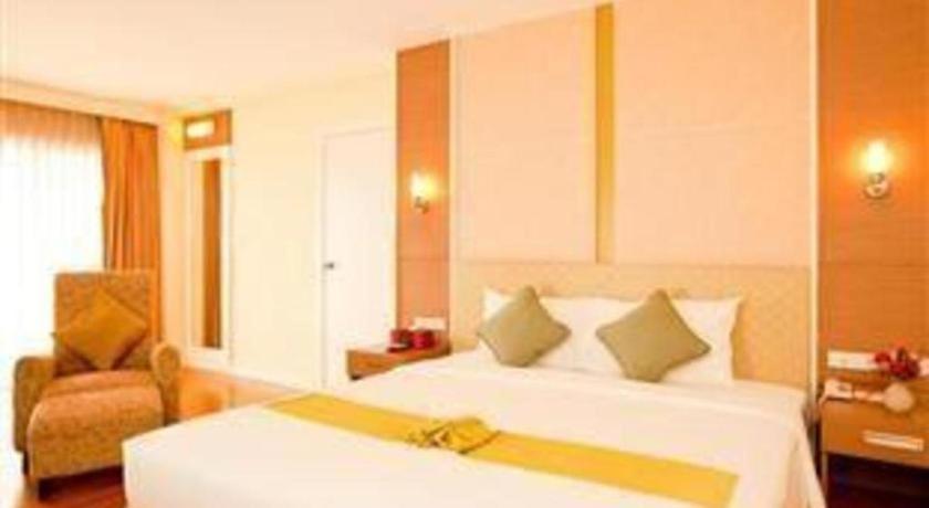 Clef Hotel Bangkok Exteriör bild